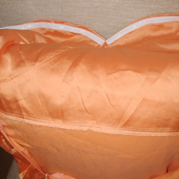 Satin asymmetrical strapless dress New 10 - Picture 11 of 11